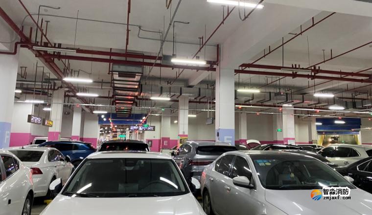 地下車庫(kù)應(yīng)急照明與疏散指示燈具 地下車庫(kù)應(yīng)急照明與疏散指示燈具