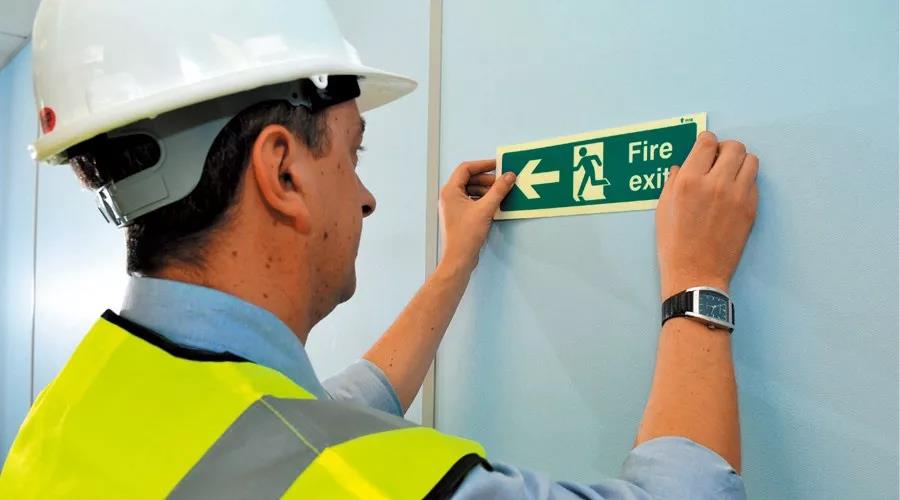 消防應急照明和疏散指示系統(tǒng)的檢測與維護